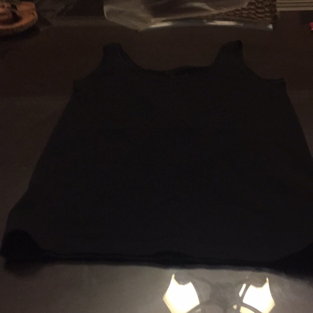 Women’s black tank top
